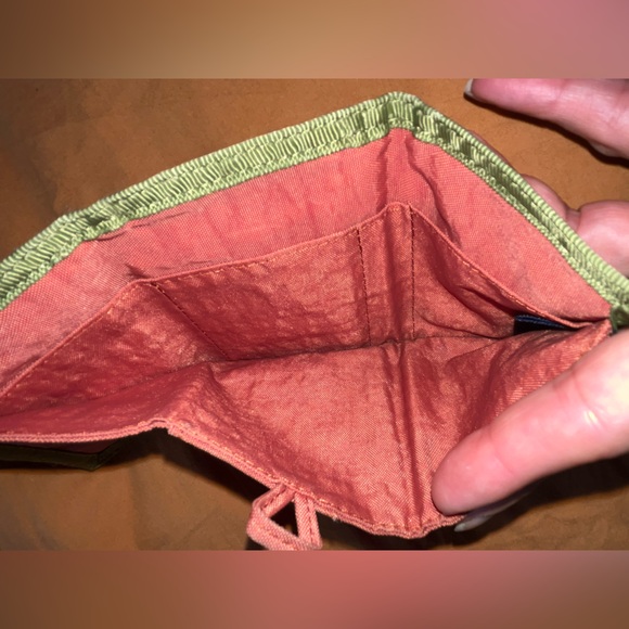 Baggu Madras Pastel Velcro Wallet LIKE NEW - Picture 5 of 6